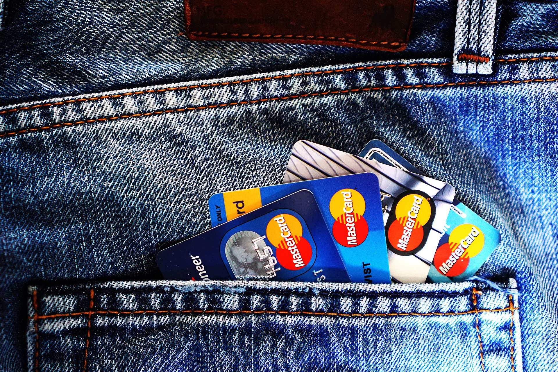 do overdrafts affect credit score